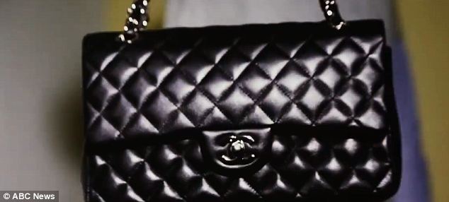 Chanel super fake