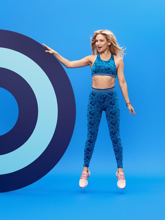 Kate Hudson models workout apparel from her Fashion Targets Breast Cancer Fabletics