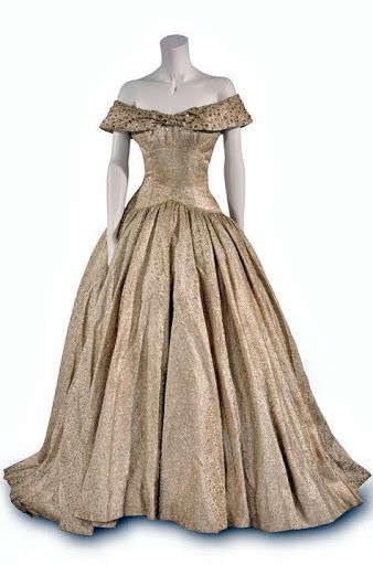 Audrey hepburn's princess dress in Roman Holiday